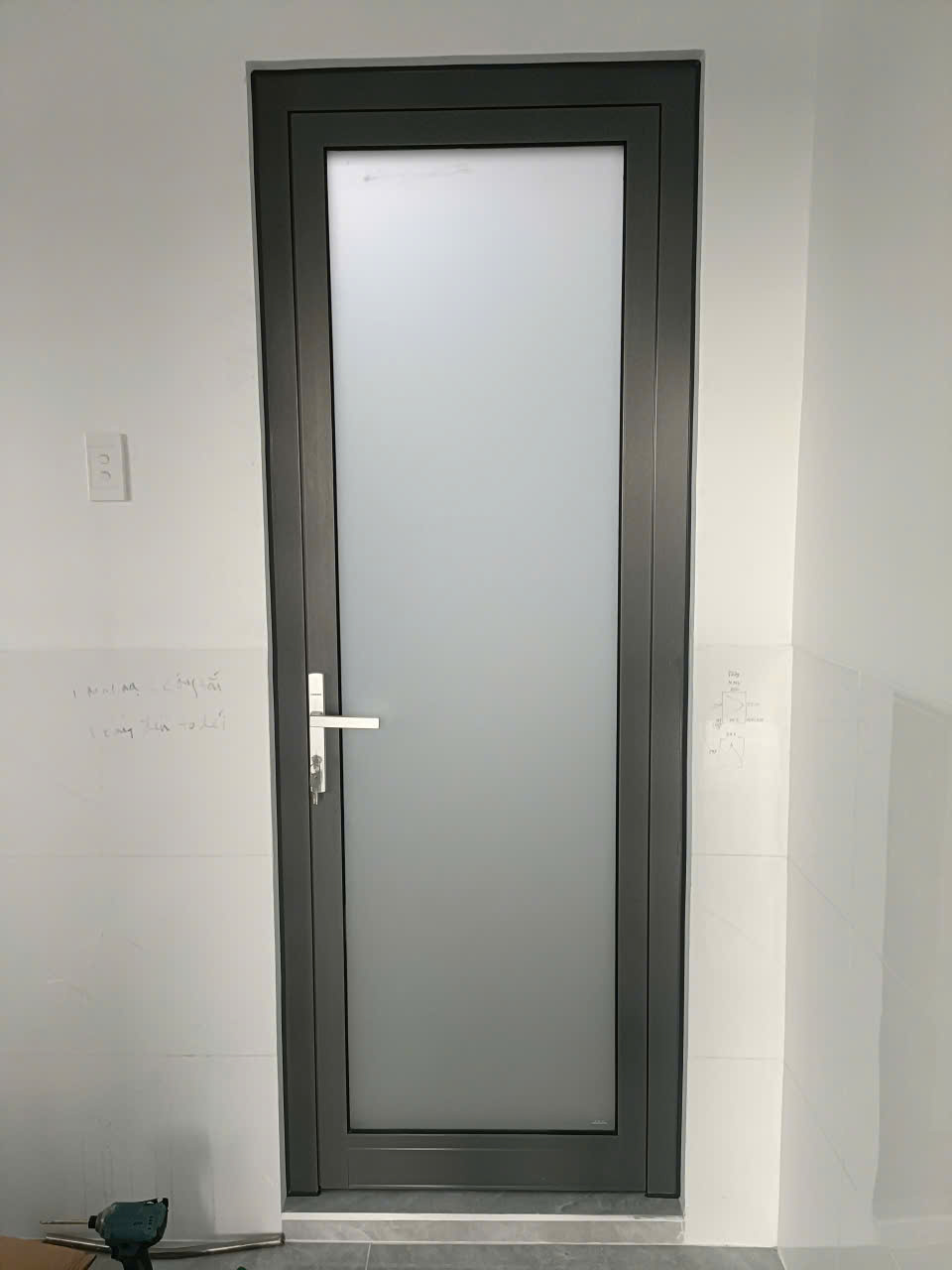 Những mẫu cửa nhôm Xingfa 1 cánh đẹp cho từng không gian