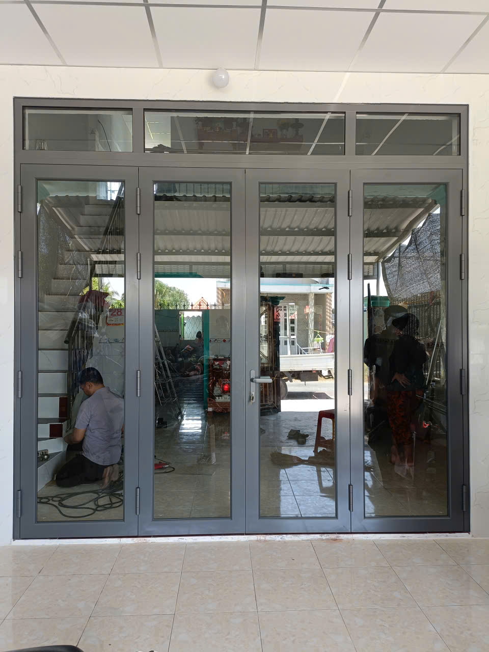 Vì sao cửa nhôm Xingfa phù hợp với nhà phố?